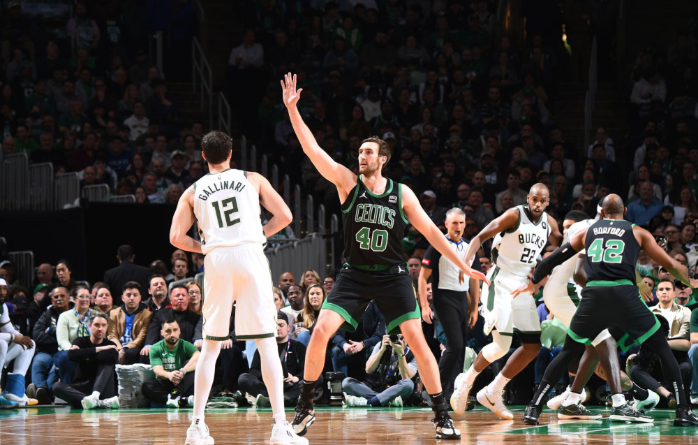 雄鹿队主场取胜骑士,实现七连胜 雄鹿队主场取胜骑士,实现七连胜