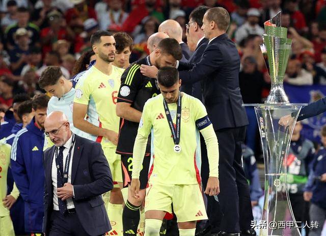 包含情绪高涨的球场上,看哪支球队最终能够拔得头筹?的词条 包含情绪高涨的球场上,看哪支球队最终能够拔得头筹?的词条