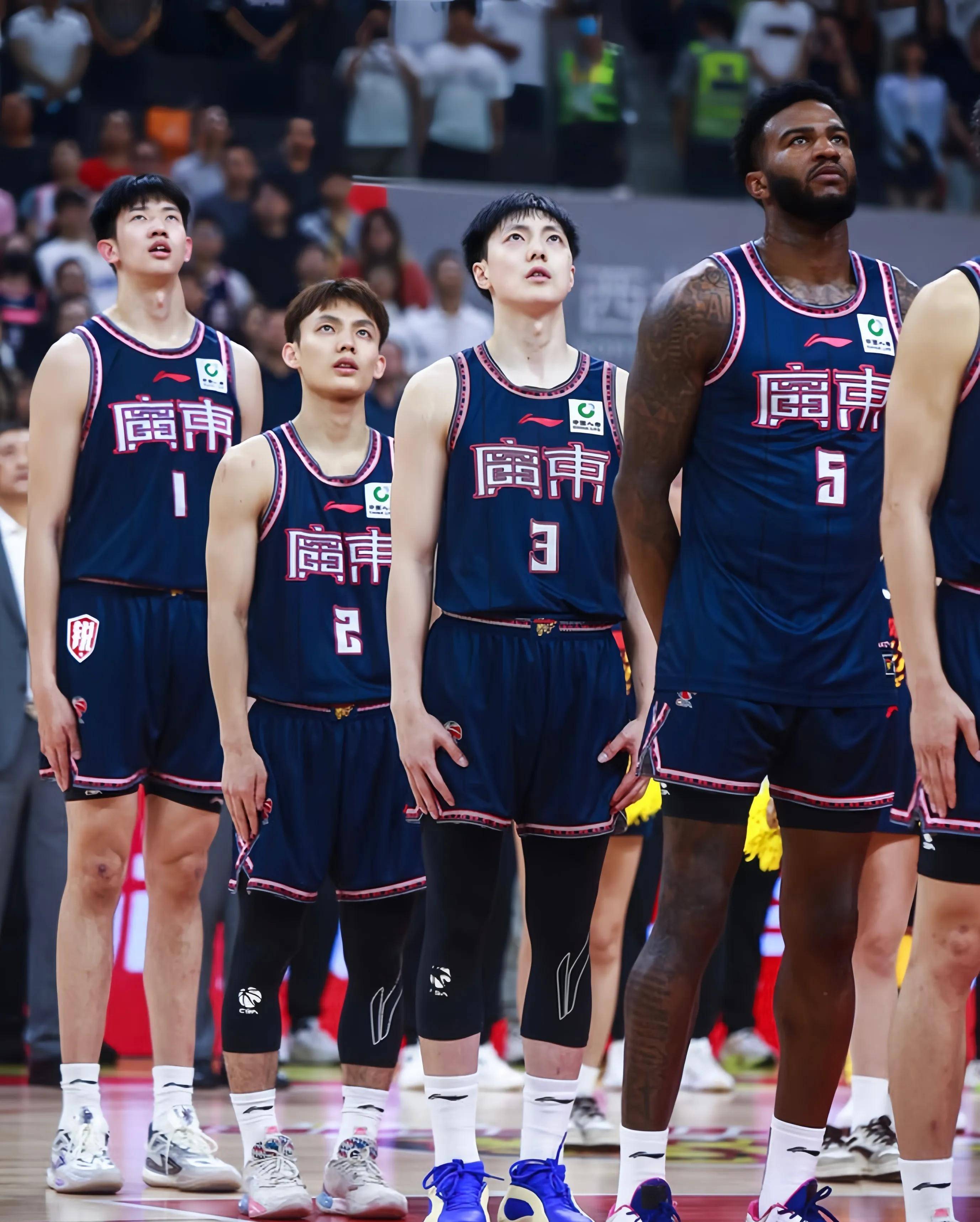 爱游戏入口-包含广东宏远队稳定发挥赢得比赛的词条