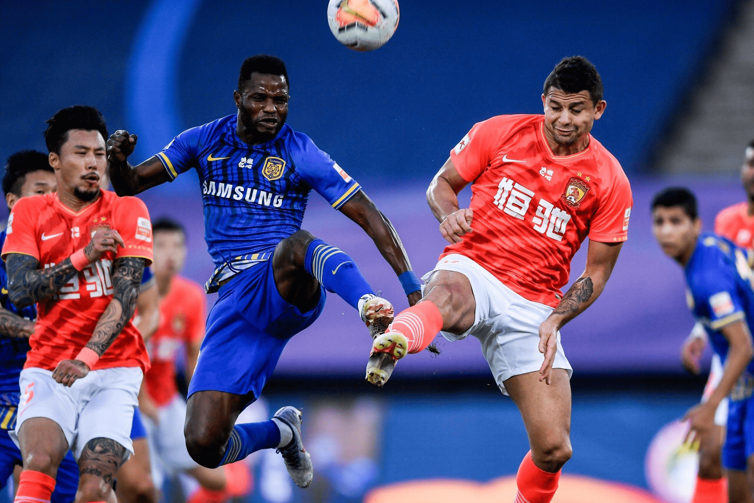 苏宁绝杀华夏幸福，赢得惊险胜利的简单介绍