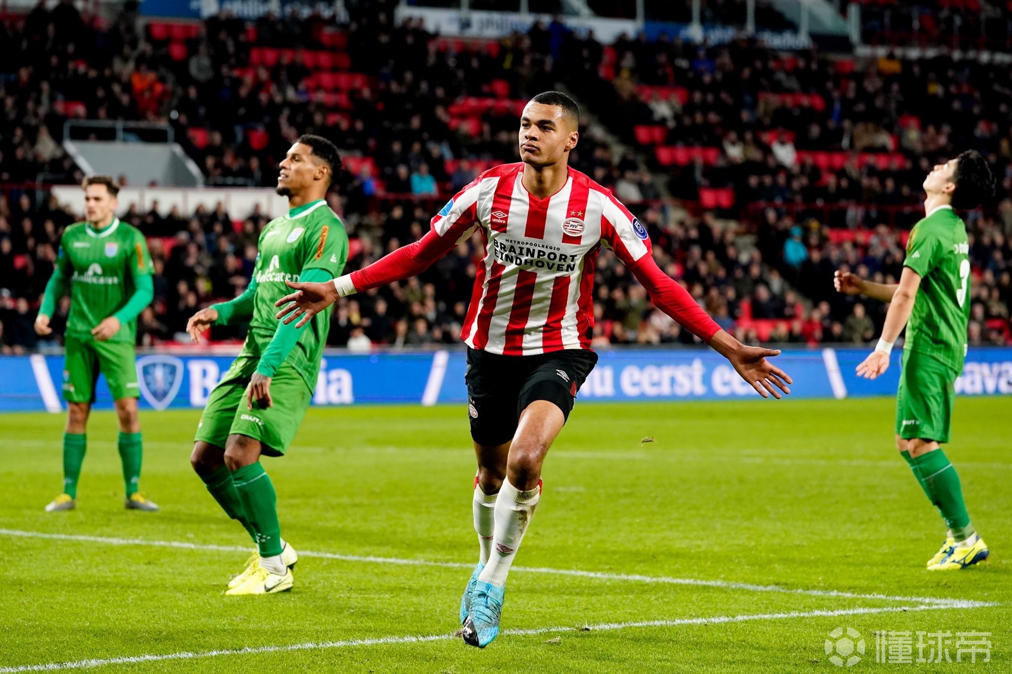 阿贾克斯客负利物浦萨乌尔破门的简单介绍 阿贾克斯客负利物浦萨乌尔破门的简单介绍