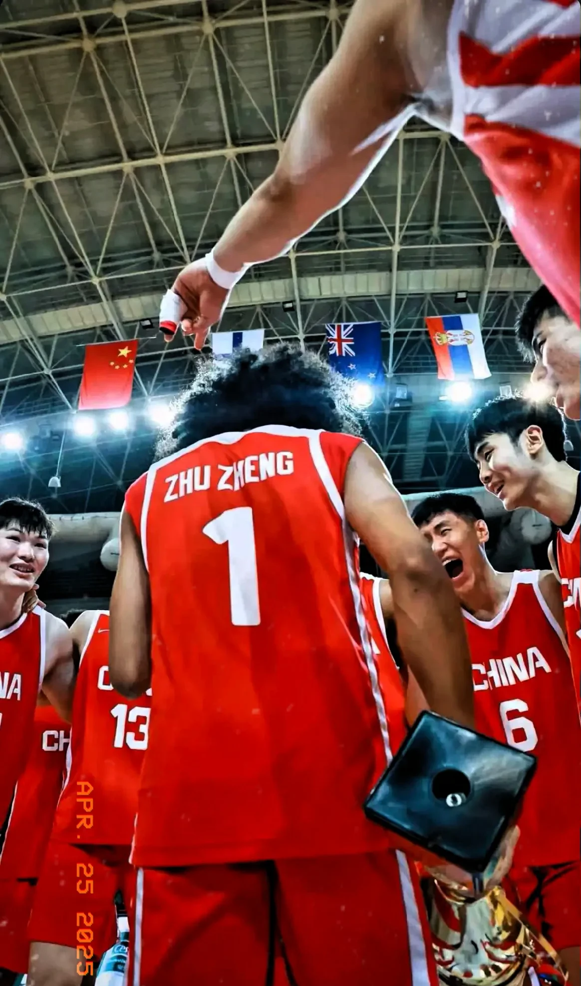 关于中国篮球联赛新赛季备战氛围浓烈，球员努力的信息