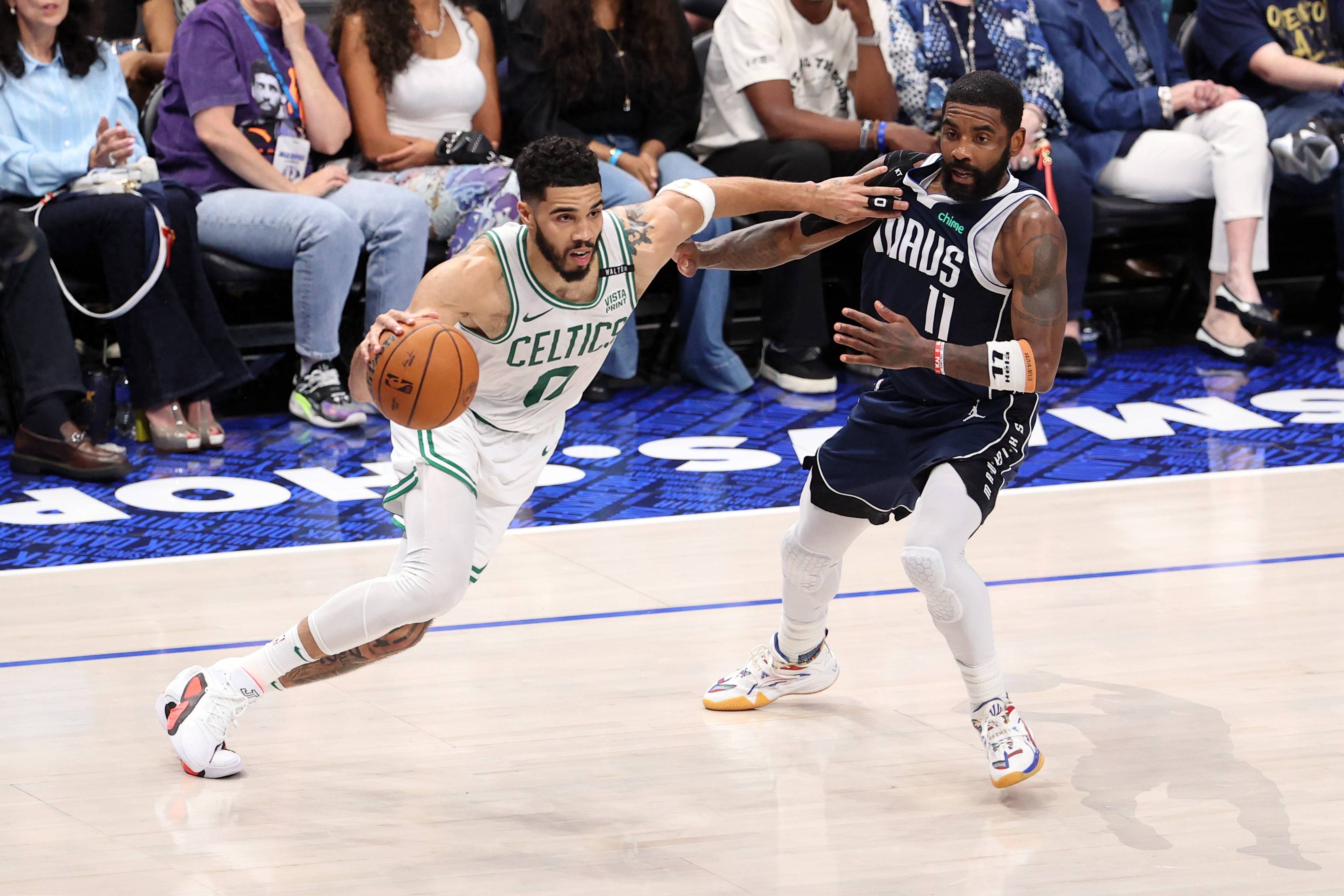 关于凯尔特人内线强势回暖,锋线火力全开的信息 关于凯尔特人内线强势回暖,锋线火力全开的信息